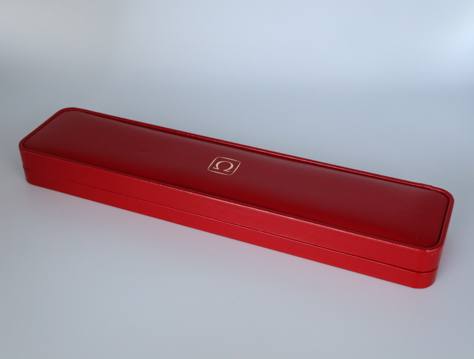 Near MINT OMEGA Vintage Red Watch Box Genuine Case Only for Men's #2522-2