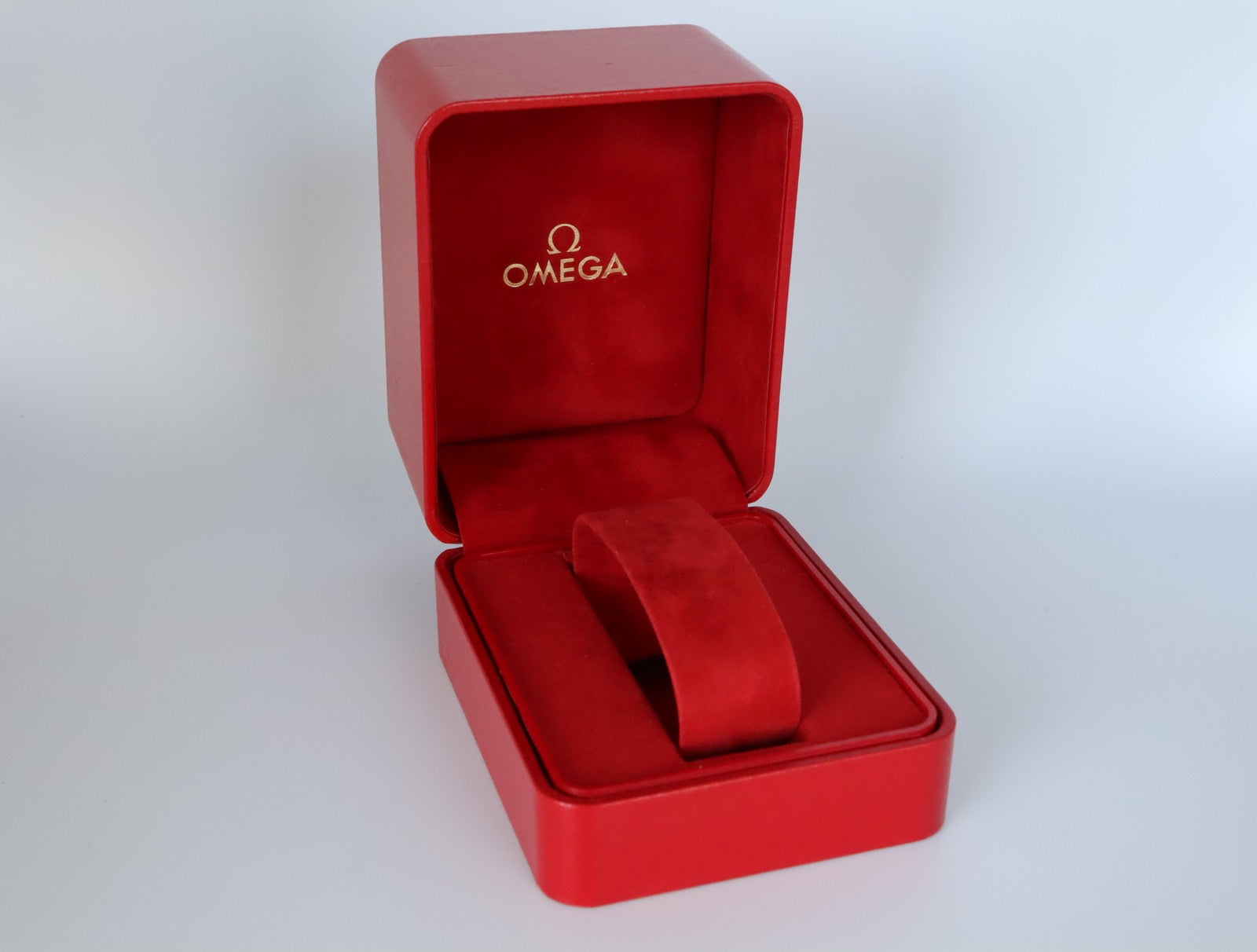 Near MINT OMEGA Vintage Red Watch Box Genuine Case Only From JAPAN 2666-2