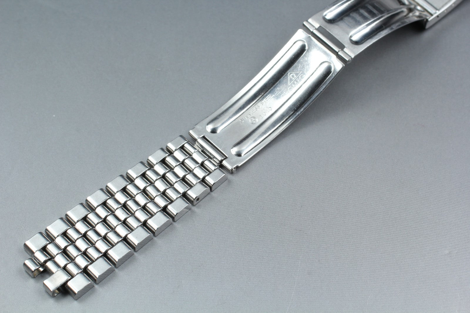Near MINT OMEGA Brick Bracelet FF518/1040 19mm Stainless steel Men's Vintage