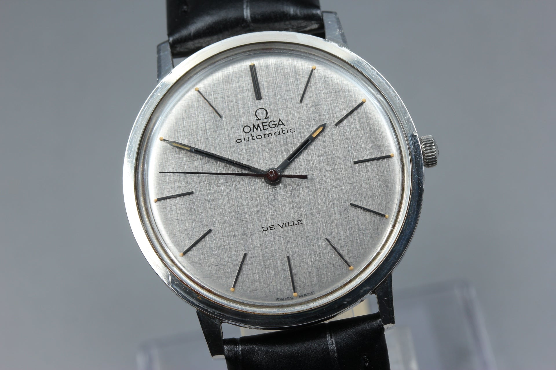1968 Near MINT OMEGA De Ville 35mm 165.008 Automatic Silver Dial Men's Vintage