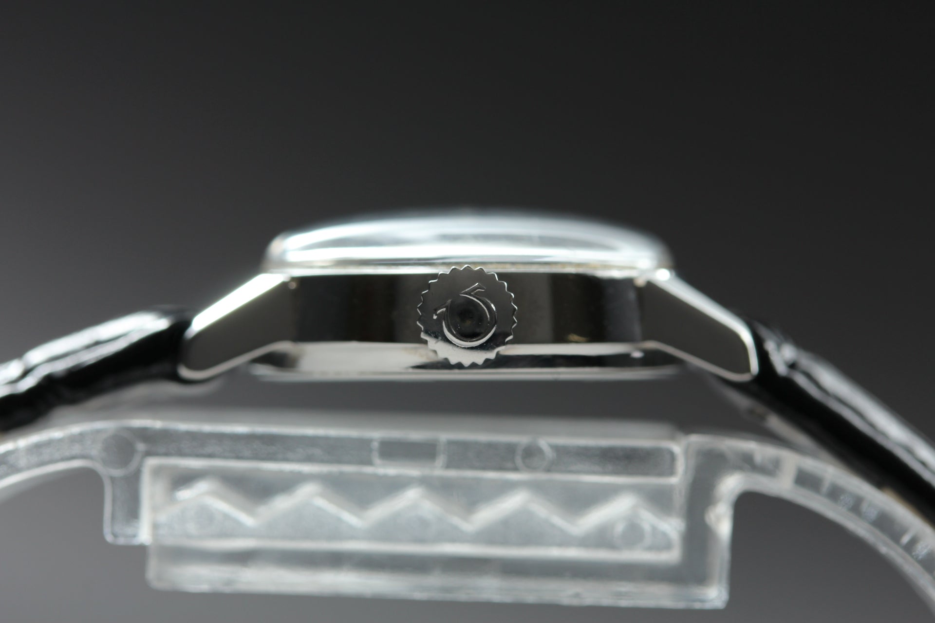 1966 Near MINT OMEGA Seamaster 21mm 515.006 Manual Silver Dial Women's Vintage