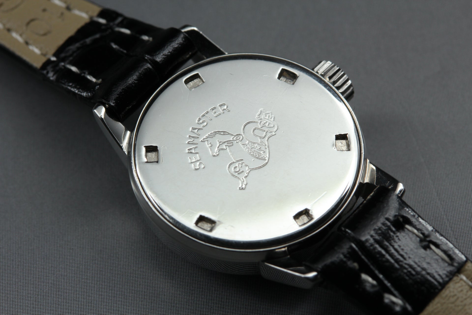1966 Near MINT OMEGA Seamaster 21mm 515.006 Manual Silver Dial Women's Vintage