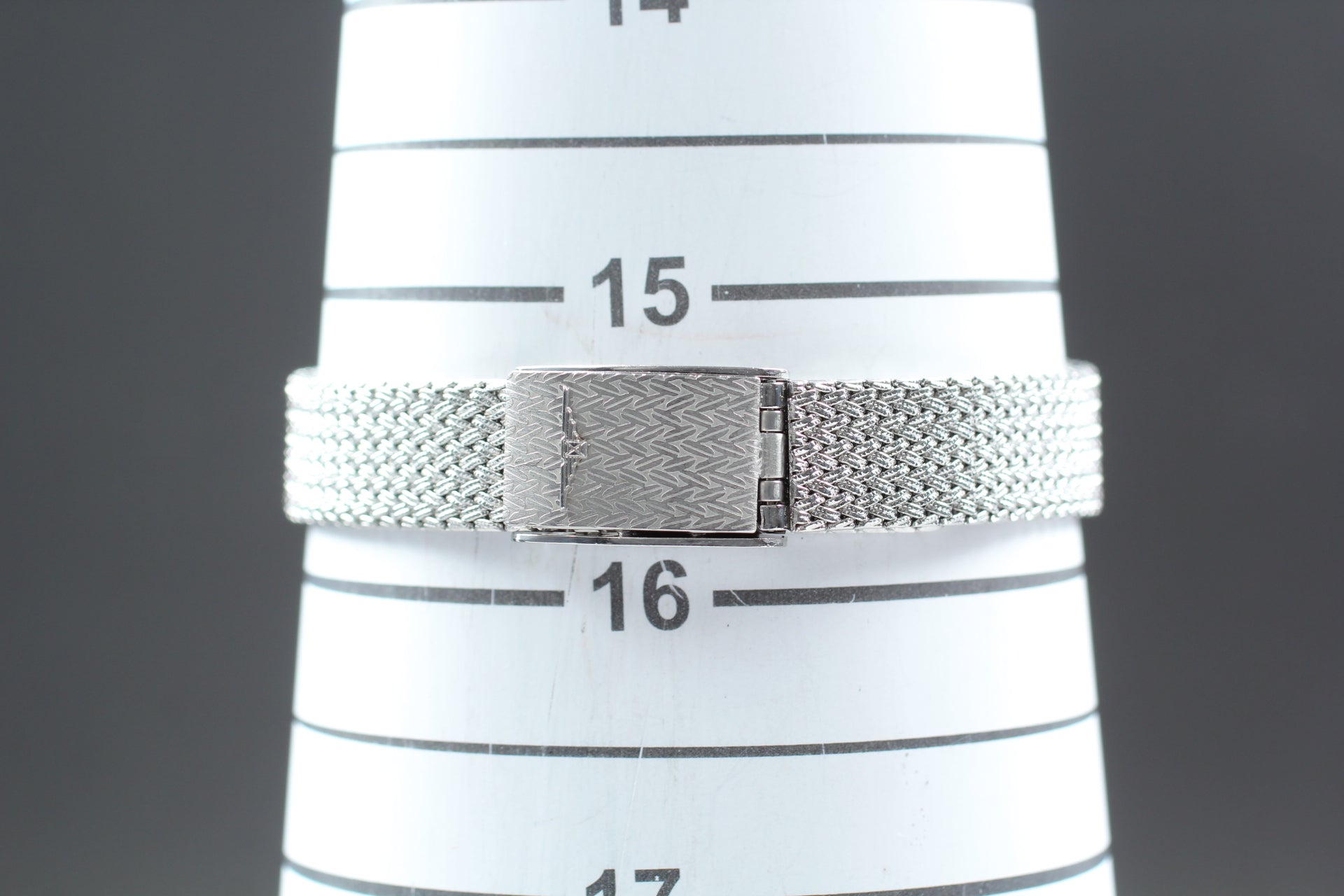 Near MINT LONGINES 963 3345 21mm Quartz Stainless Silver Dial Women's Vintage