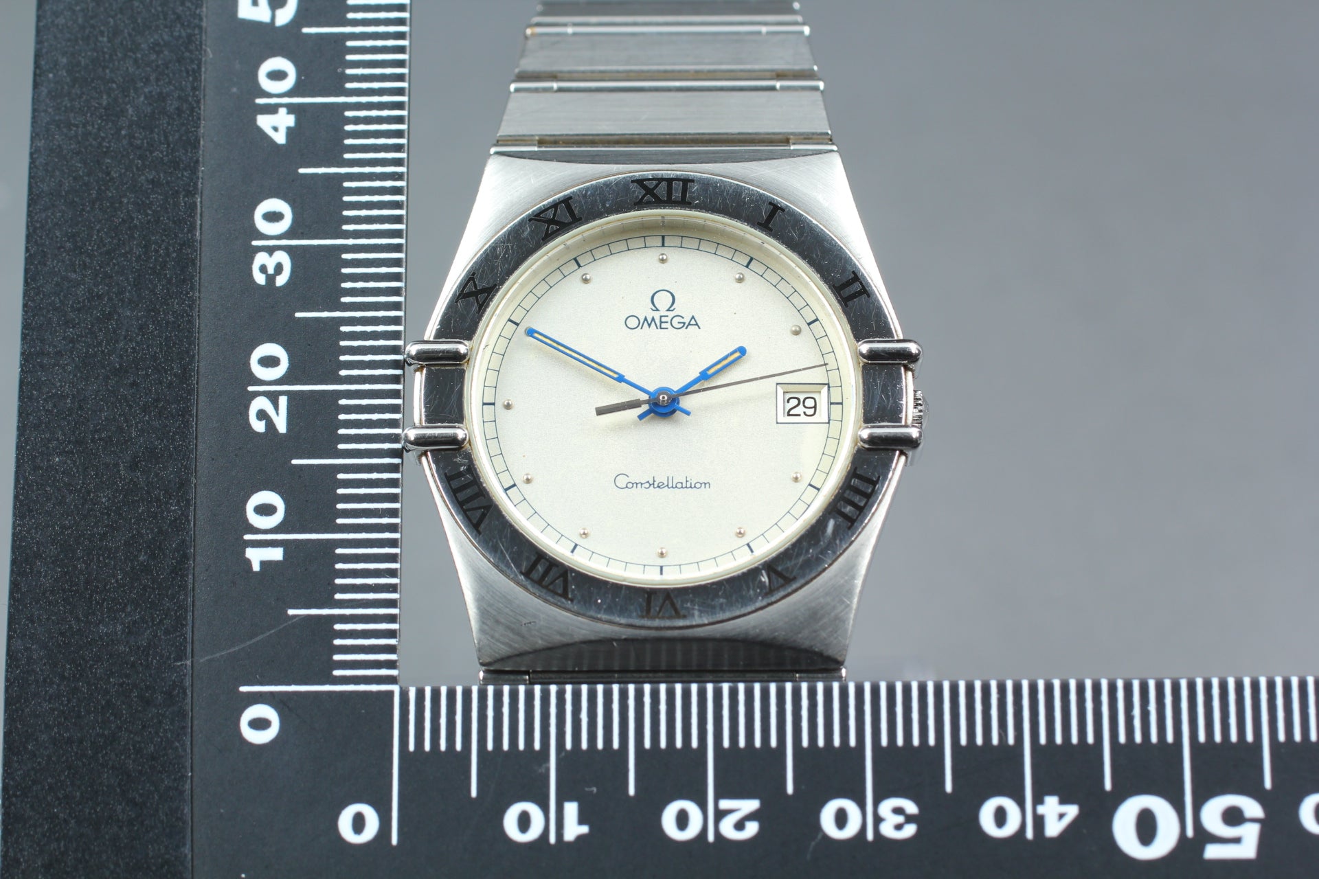 1991 Near MINT OMEGA Constellation 32mm 396.1070.1 Quartz White Men's Vintage