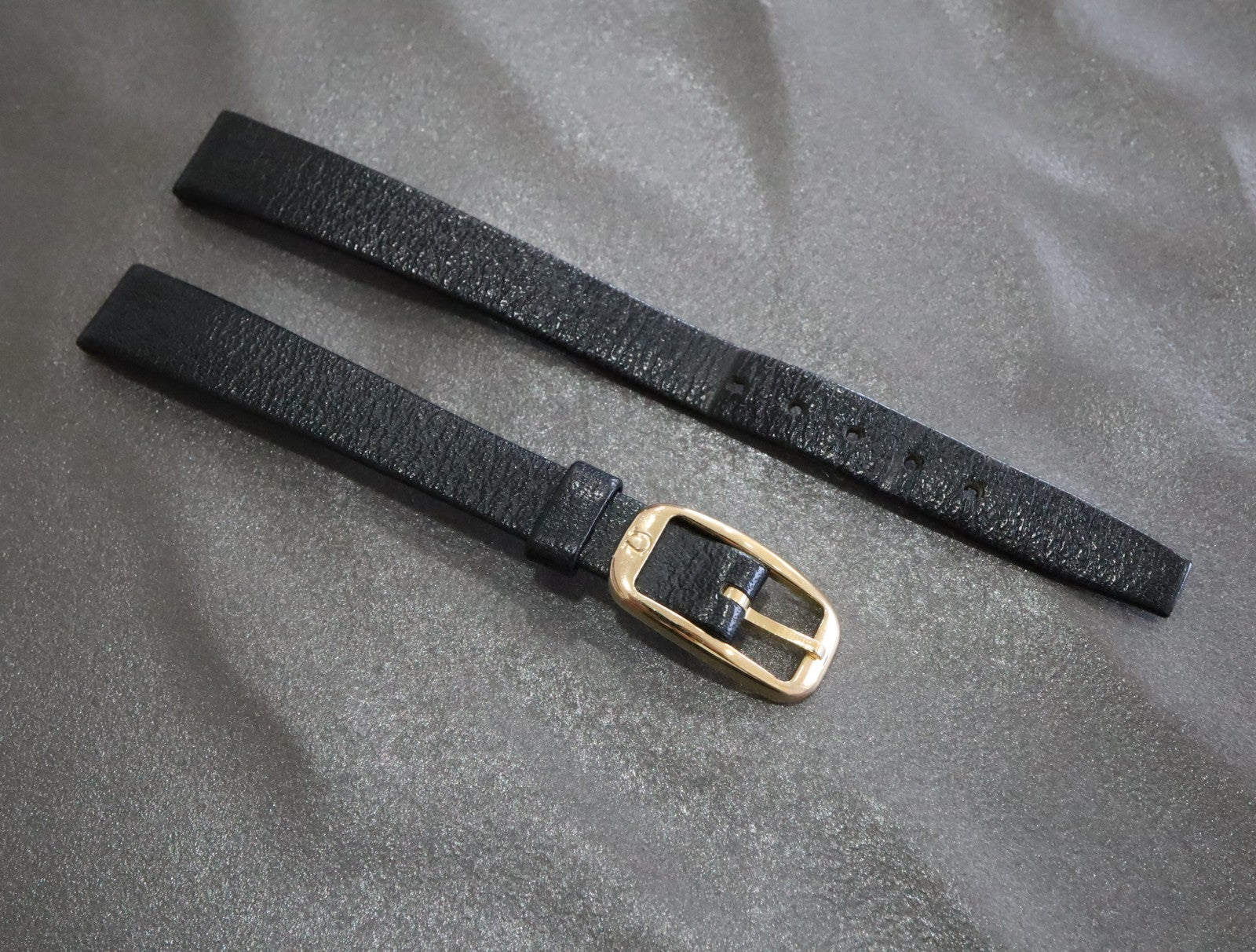 Near MINT OMEGA Vintage Black Leather Strap 10mm Band Gold Buckle Women's #1993