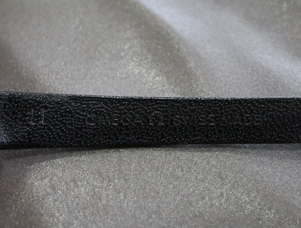 Near MINT OMEGA Vintage Black Leather Strap 10mm Band Gold Buckle Women's #1993