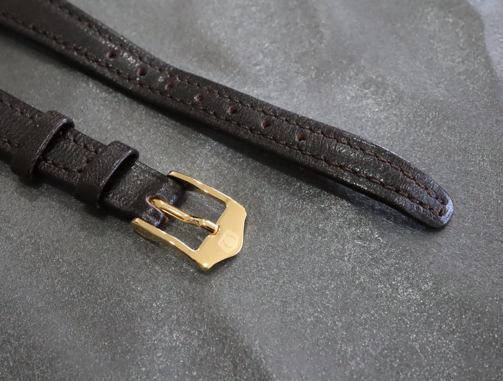 Near MINT OMEGA Vintage Dark brown Leather Strap 12mm Gold Buckle Women's #2392