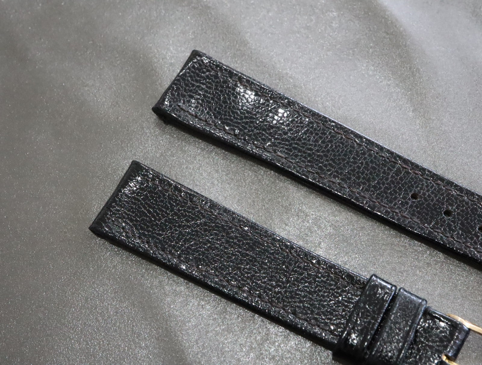 MINT OMEGA Vintage Genuine Black Leather Strap 17mm Band Gold Buckle Men's #2498