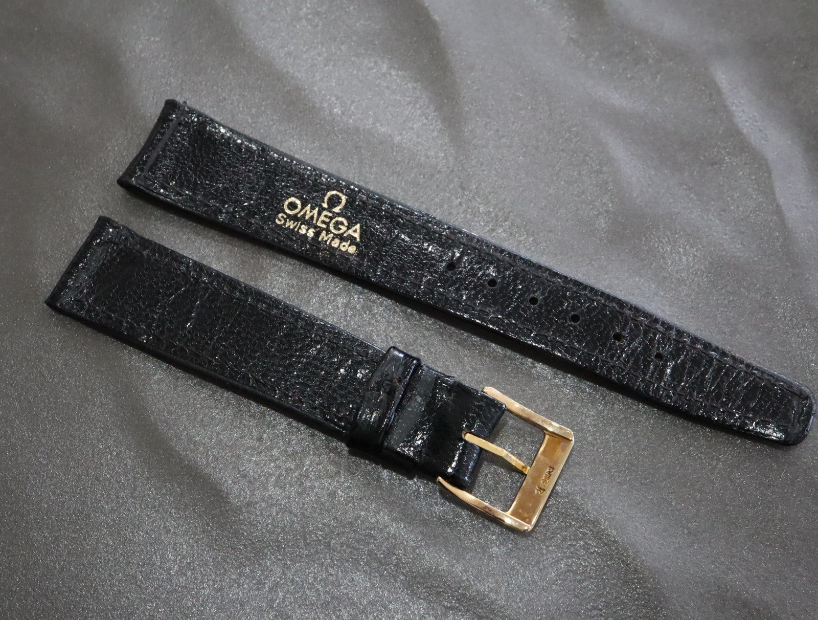 MINT OMEGA Vintage Genuine Black Leather Strap 17mm Band Gold Buckle Men's #2498
