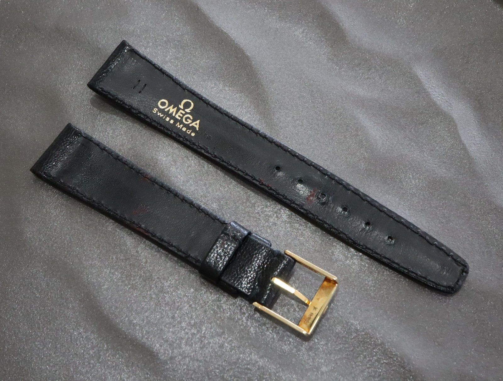 Near MINT OMEGA Vintage Black Leather Strap 17mm Band Gold Buckle Men's #2236