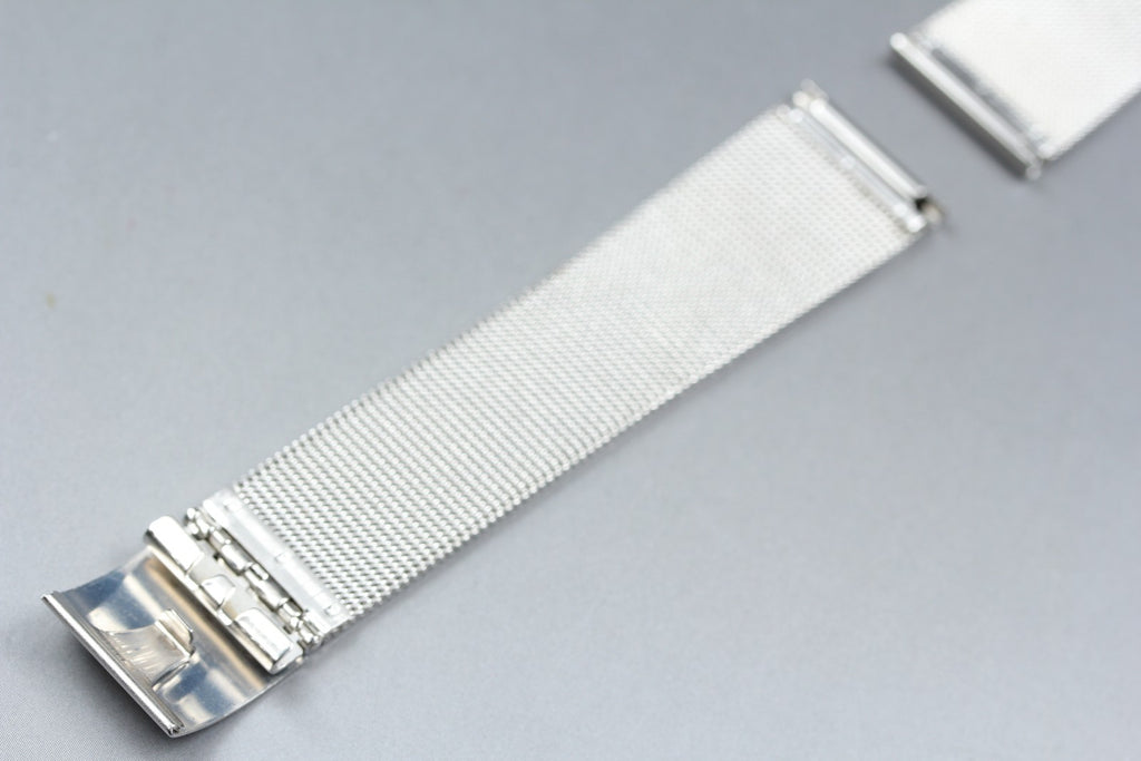 Near MINT OMEGA Milanese/Mesh Band 2057 18mm Stainless Bracelet Men's Vintage
