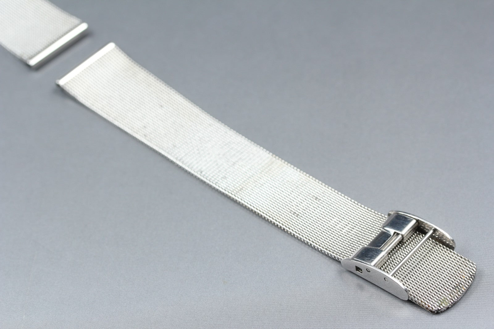 Near MINT OMEGA Milanese/Mesh Band 2057 18mm Stainless Bracelet Men's Vintage