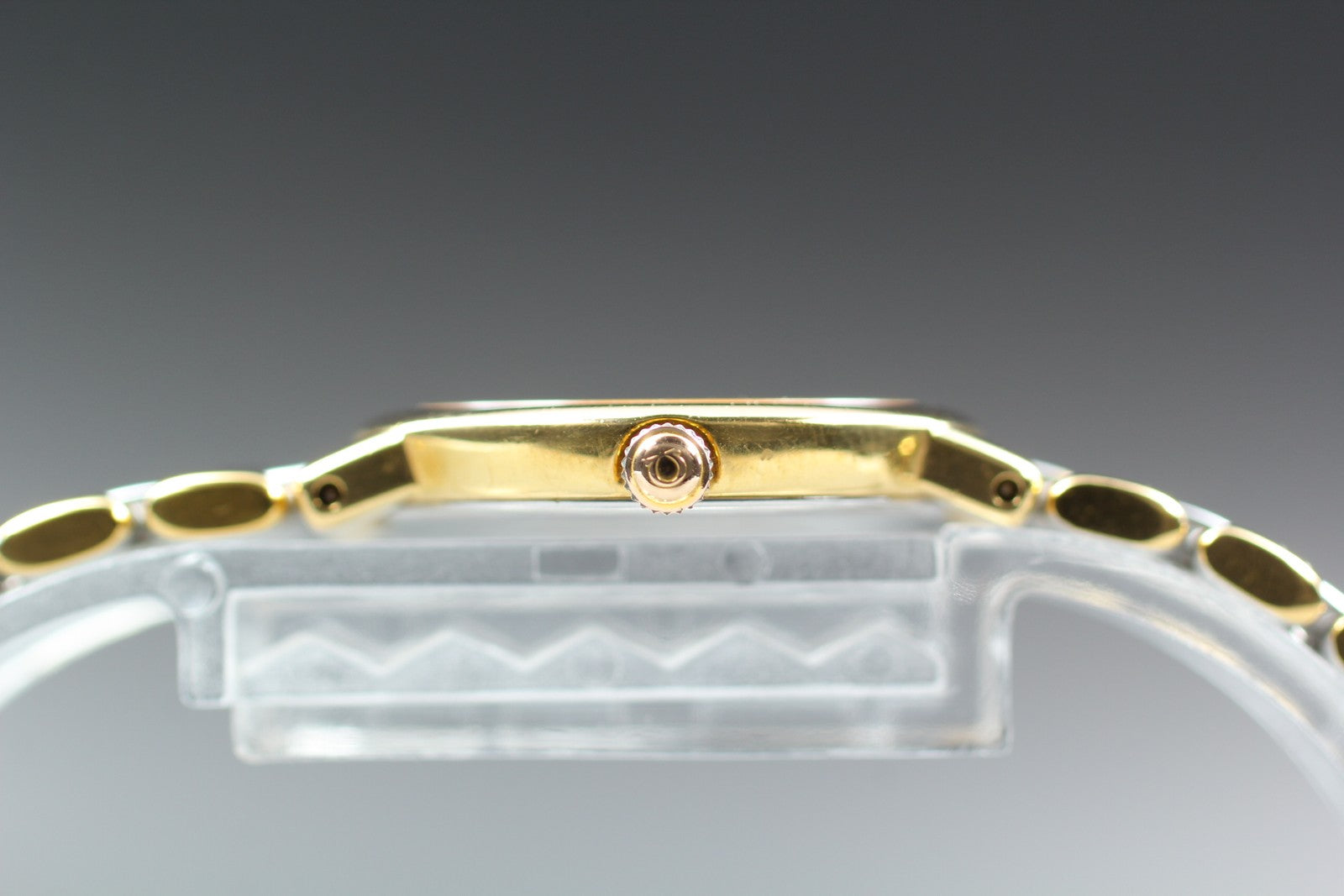 1989 Near MINT OMEGA De Ville 22mm 795.0897.2 Quartz Gold Dial Women's Vintage