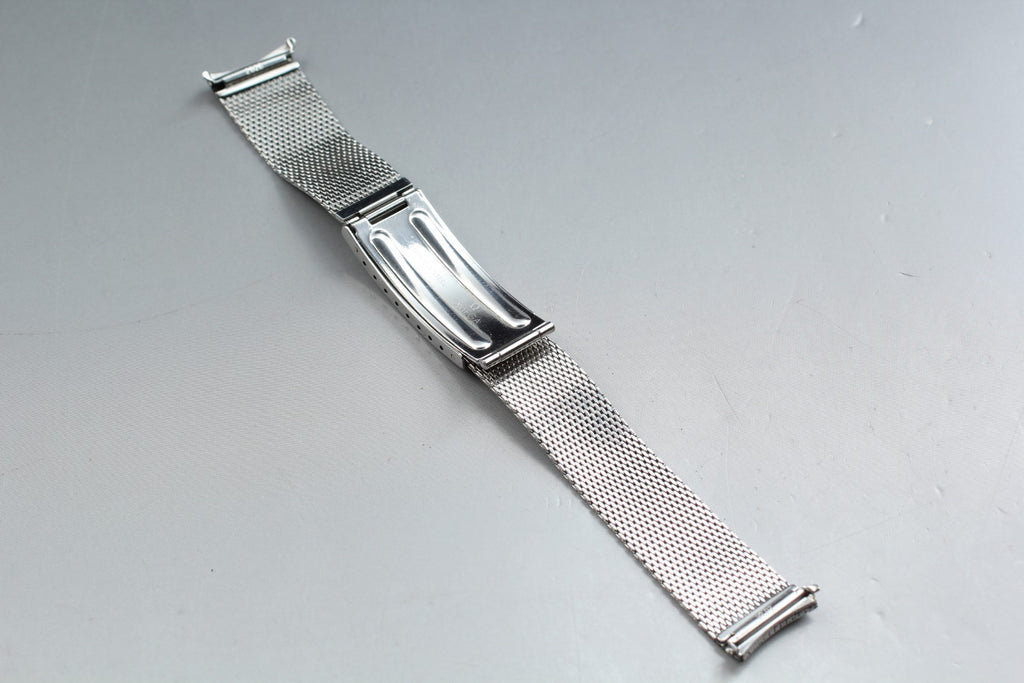 Near MINT OMEGA Milanese/Mesh Band 2028 18mm Stainless Steel Silver Men Vintage