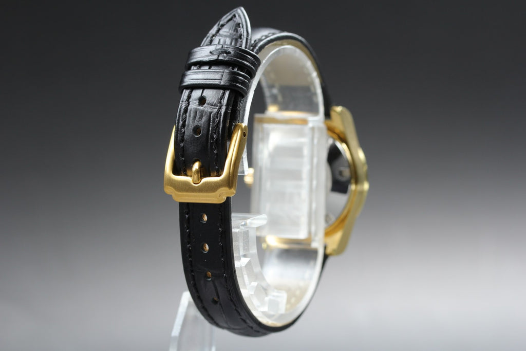 1973 Near MINT OMEGA Geneve 26mm 566.0065 Automatic Gold Dial Women's Vintage