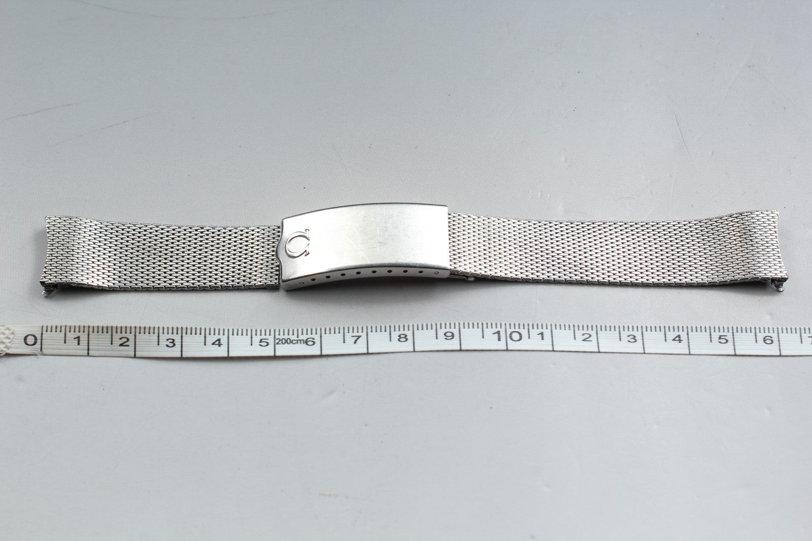 Near MINT OMEGA Milanese/Mesh Band 2028 18mm Stainless Steel Silver Men Vintage