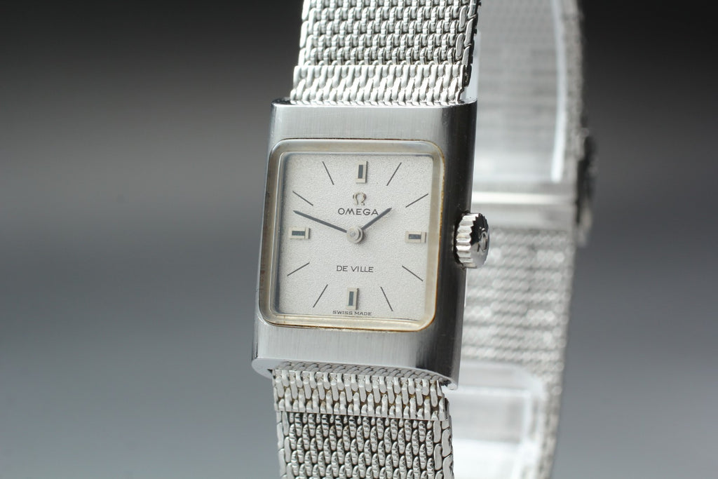 1971 Near MINT OMEGA De Ville 20mm 511.344 Manual Silver Dial Women's Vintage