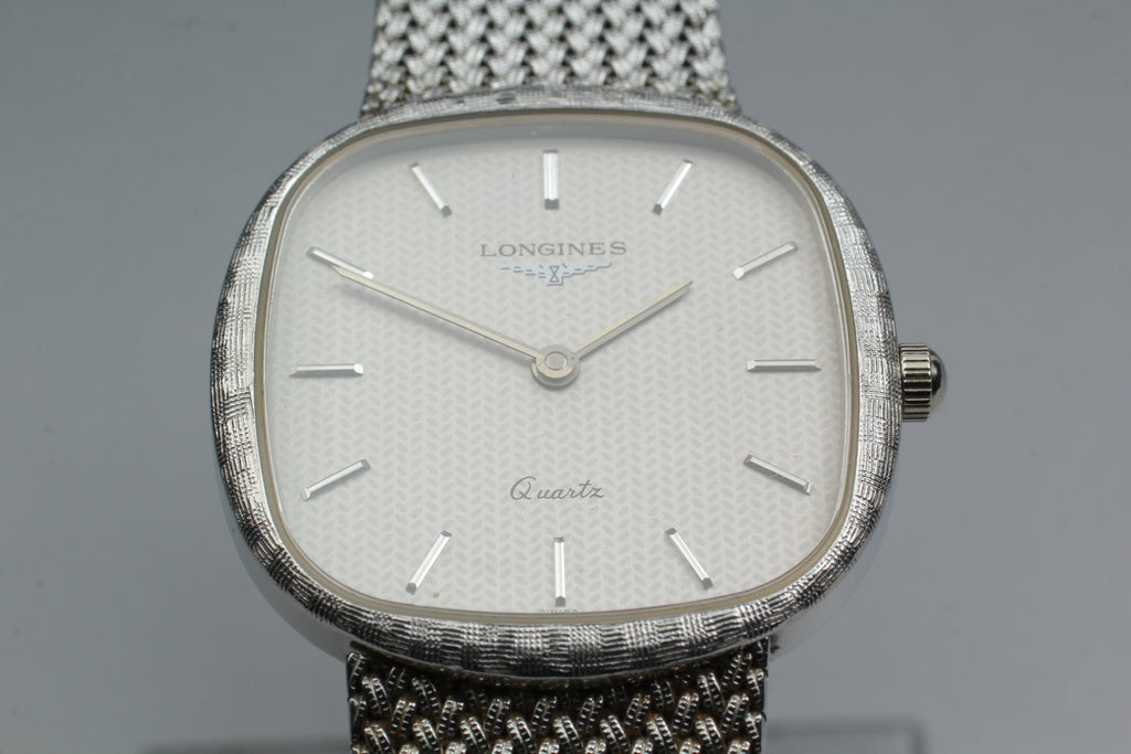 Near MINT LONGINES 978 3386 30mm Quartz Stainless steel Silver Dial Men Vintage