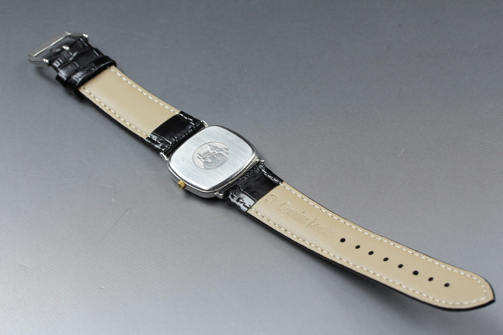 Near MINT OMEGA De Ville 30mm 196.0317 Quartz White Roman Dial Men's Vintage