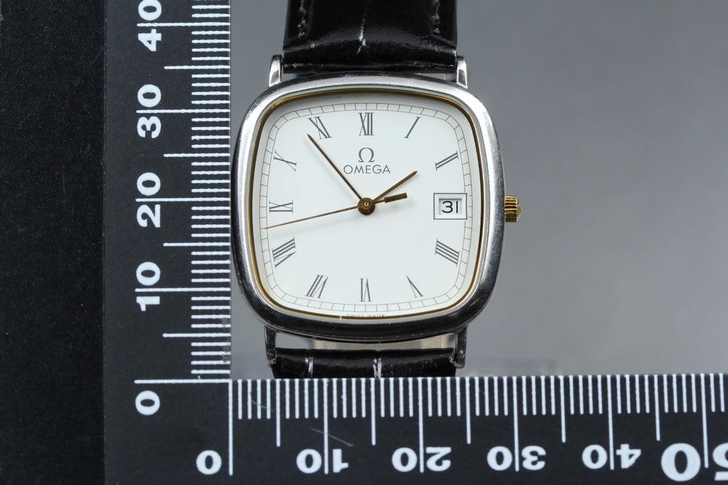 Near MINT OMEGA De Ville 30mm 196.0317 Quartz White Roman Dial Men's Vintage