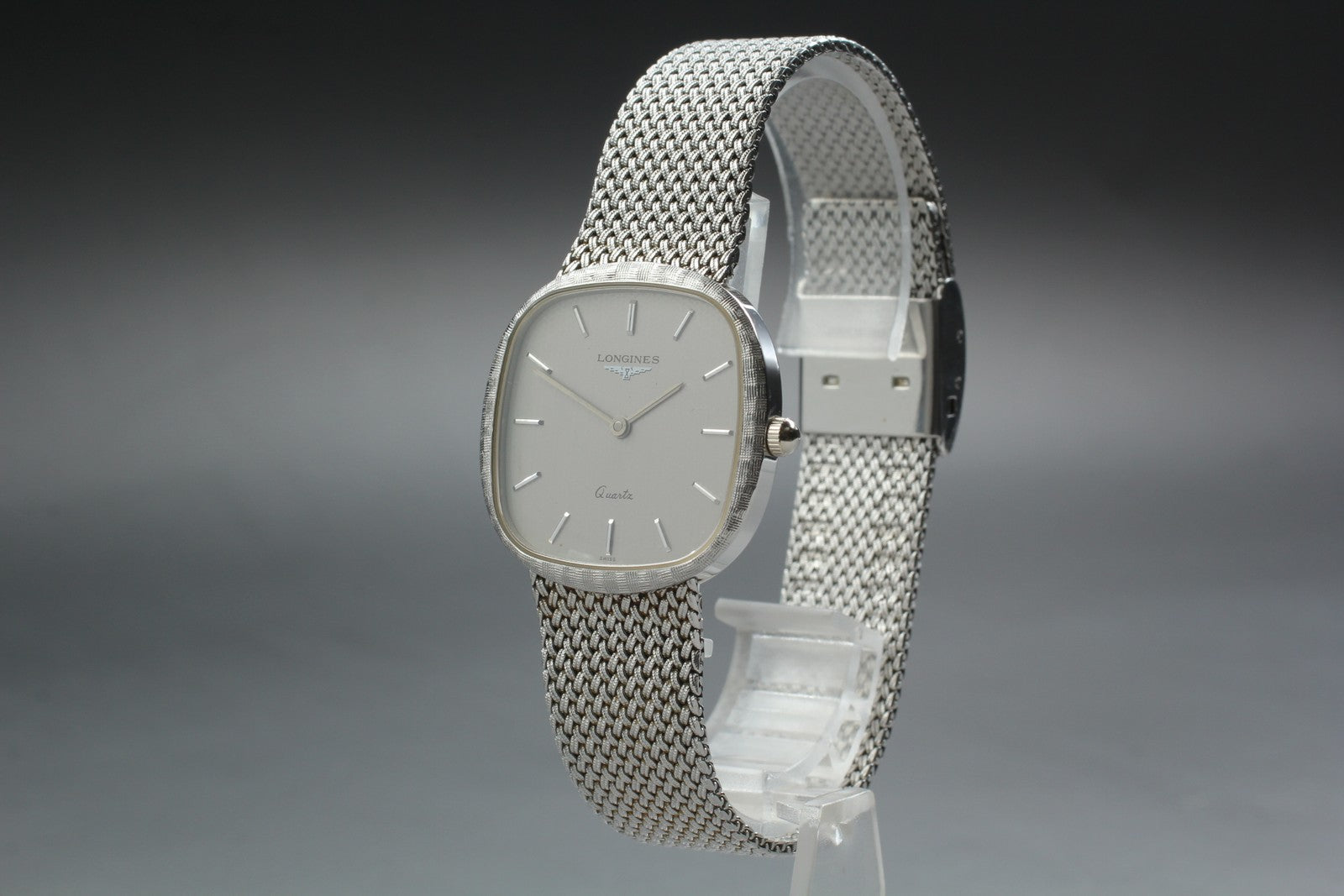Near MINT LONGINES 978 3386 30mm Quartz Stainless steel Silver Dial Men Vintage