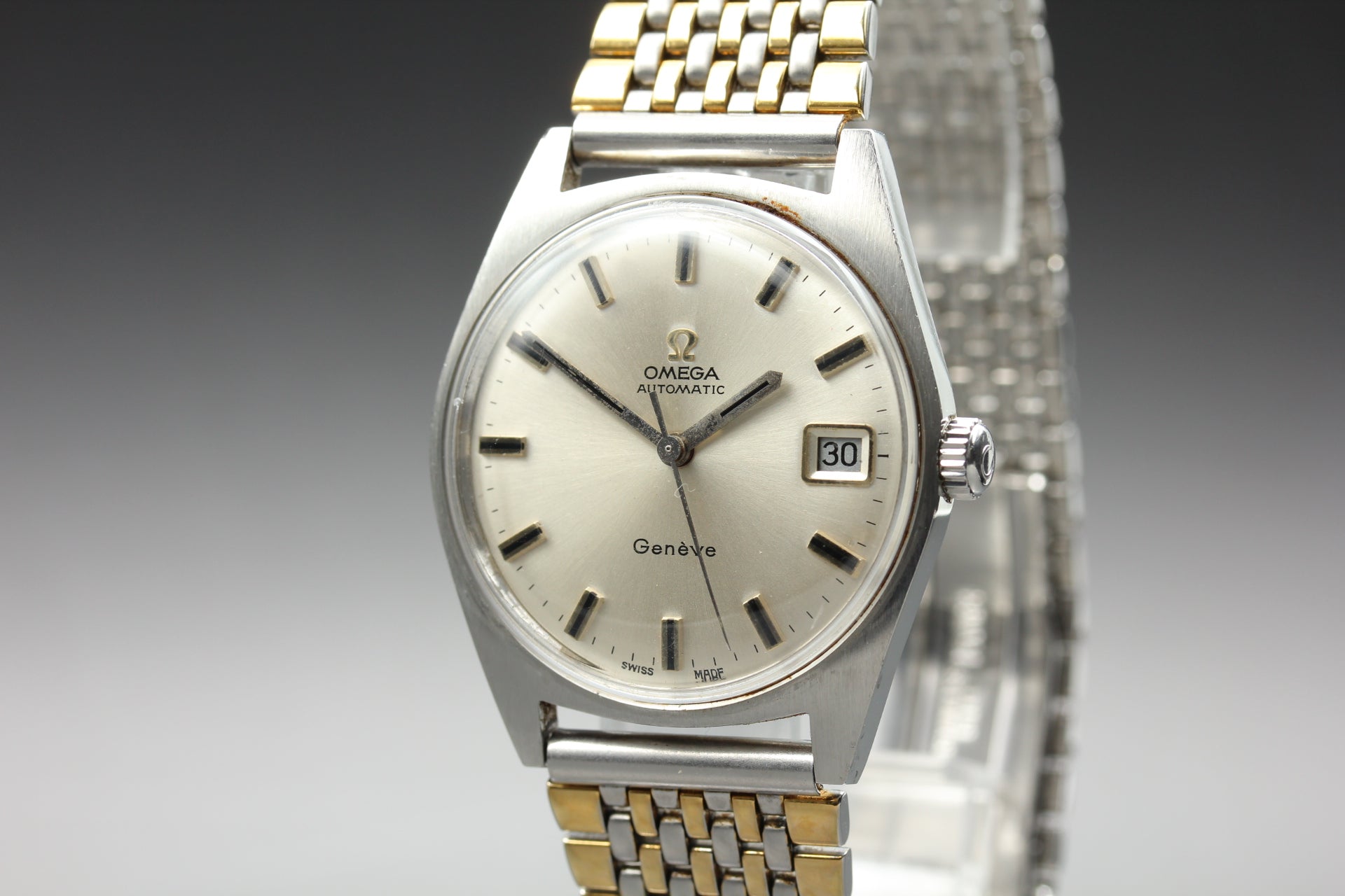 1969 Near MINT OMEGA Geneve 34mm 166.041 Automatic Silver Dial Men's Vintage