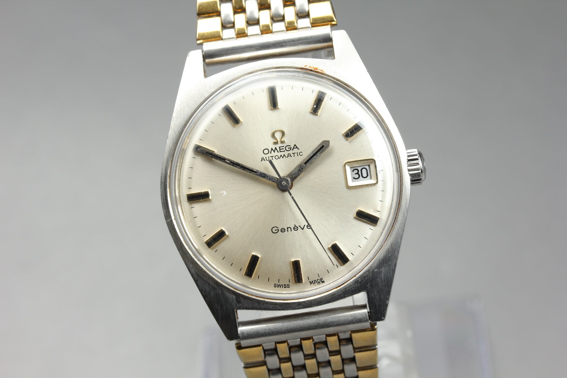 1969 Near MINT OMEGA Geneve 34mm 166.041 Automatic Silver Dial Men's Vintage