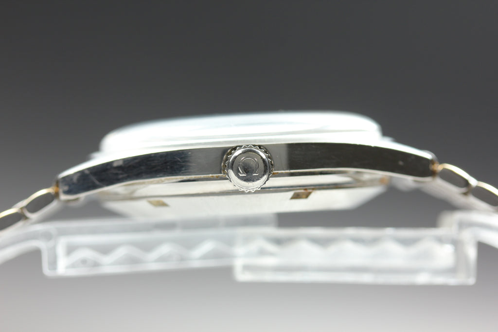 1969 Near MINT OMEGA Geneve 34mm 166.041 Automatic Silver Dial Men's Vintage