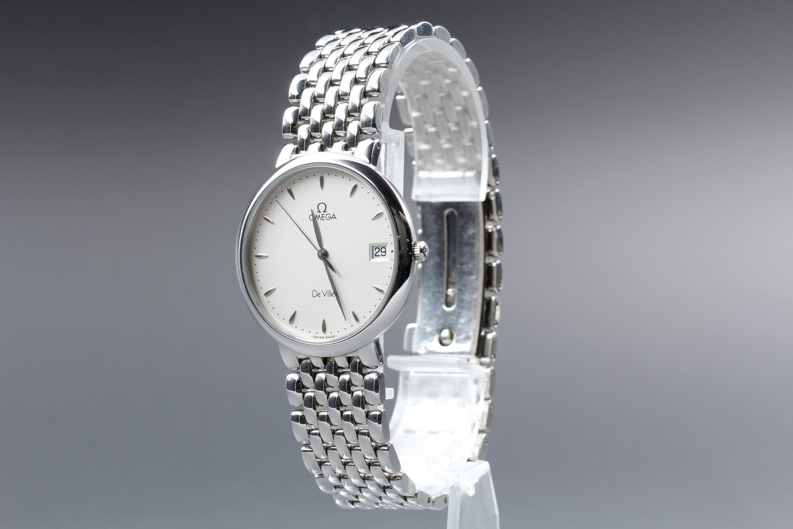 1993 MINT OMEGA De Ville 33mm 396.2432 Quartz Silver Dial Men's Watch Vintage