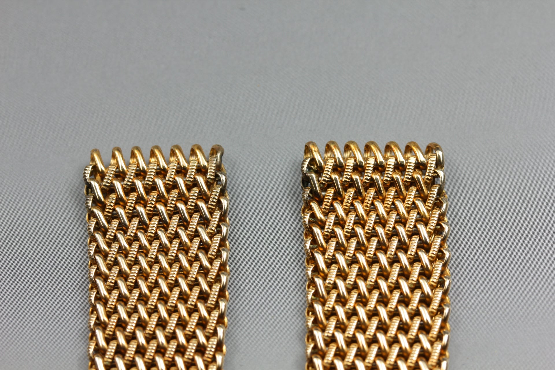 Near MINT OMEGA Milanese/Mesh Band FF595/1148 17mm Gold Plated Men's Vintage