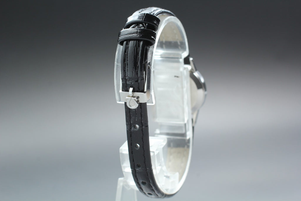1973 Near MINT OMEGA Geneve 20mm 511.0451 Manual Silver Dial Women's Vintage