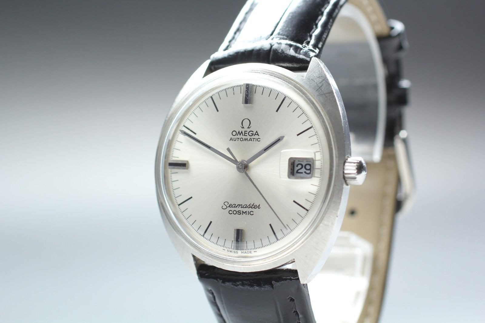 Near MINT OMEGA Seamaster COSMIC 35mm 166026 Automatic Silver Dial Men's Vintage