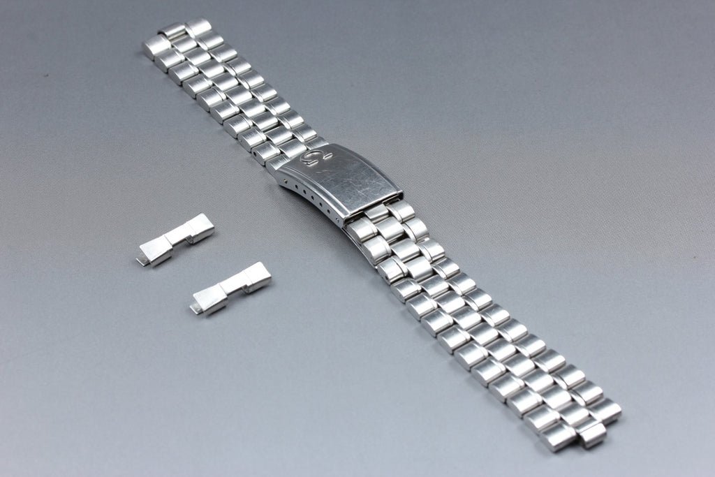 Near MINT OMEGA Bracelet 18mm FF582/1118 Stainless steel Silver Men's Vintage
