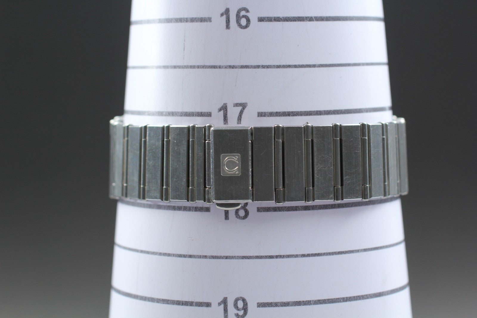 1993 Near MINT OMEGA Constellation 32mm 396.1070.1 Quartz Gold Dial Men Vintage