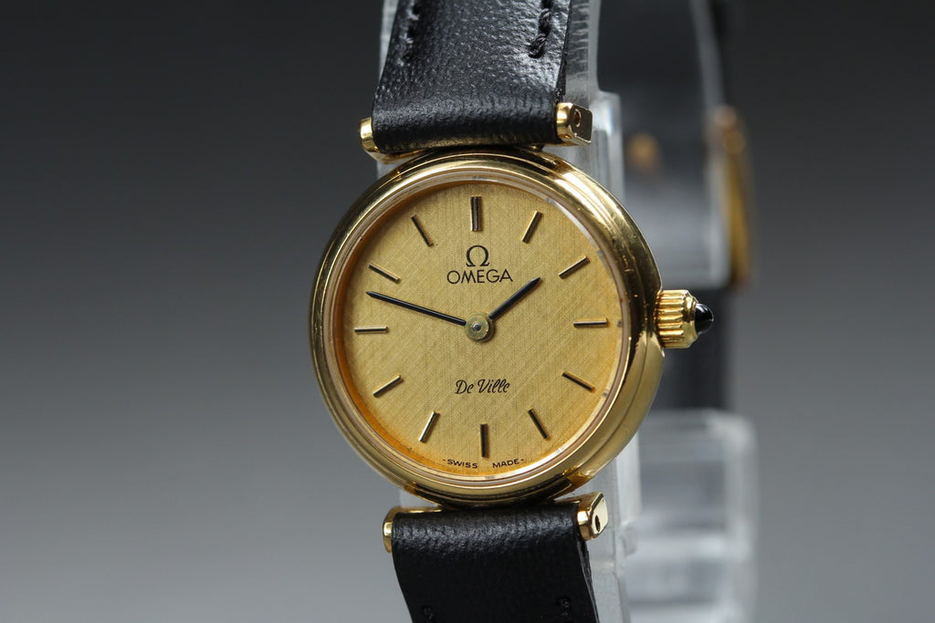 1979 Near MINT OMEGA De Ville 22mm 511.0565 Manual Gold Dial Women's Vintage