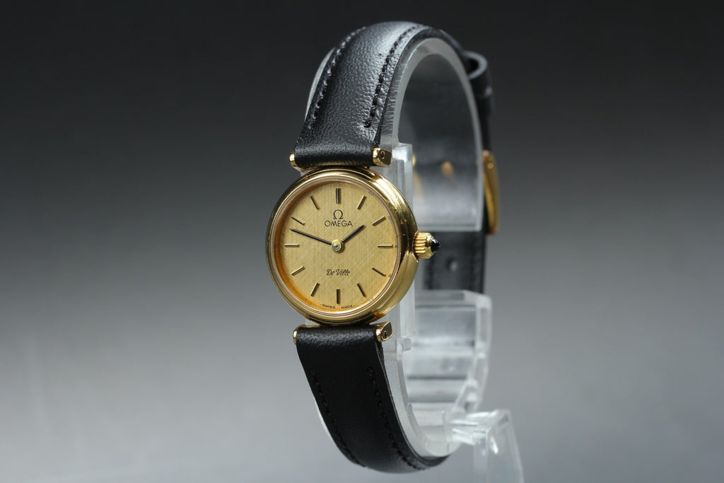 1979 Near MINT OMEGA De Ville 22mm 511.0565 Manual Gold Dial Women's Vintage