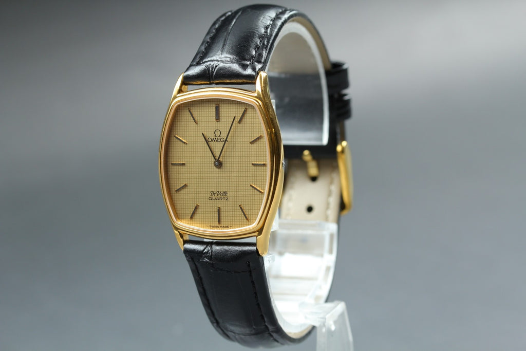 1981 Near MINT OMEGA De Ville 27mm 191.0100.1 Quartz Gold Dial Men's Vintage