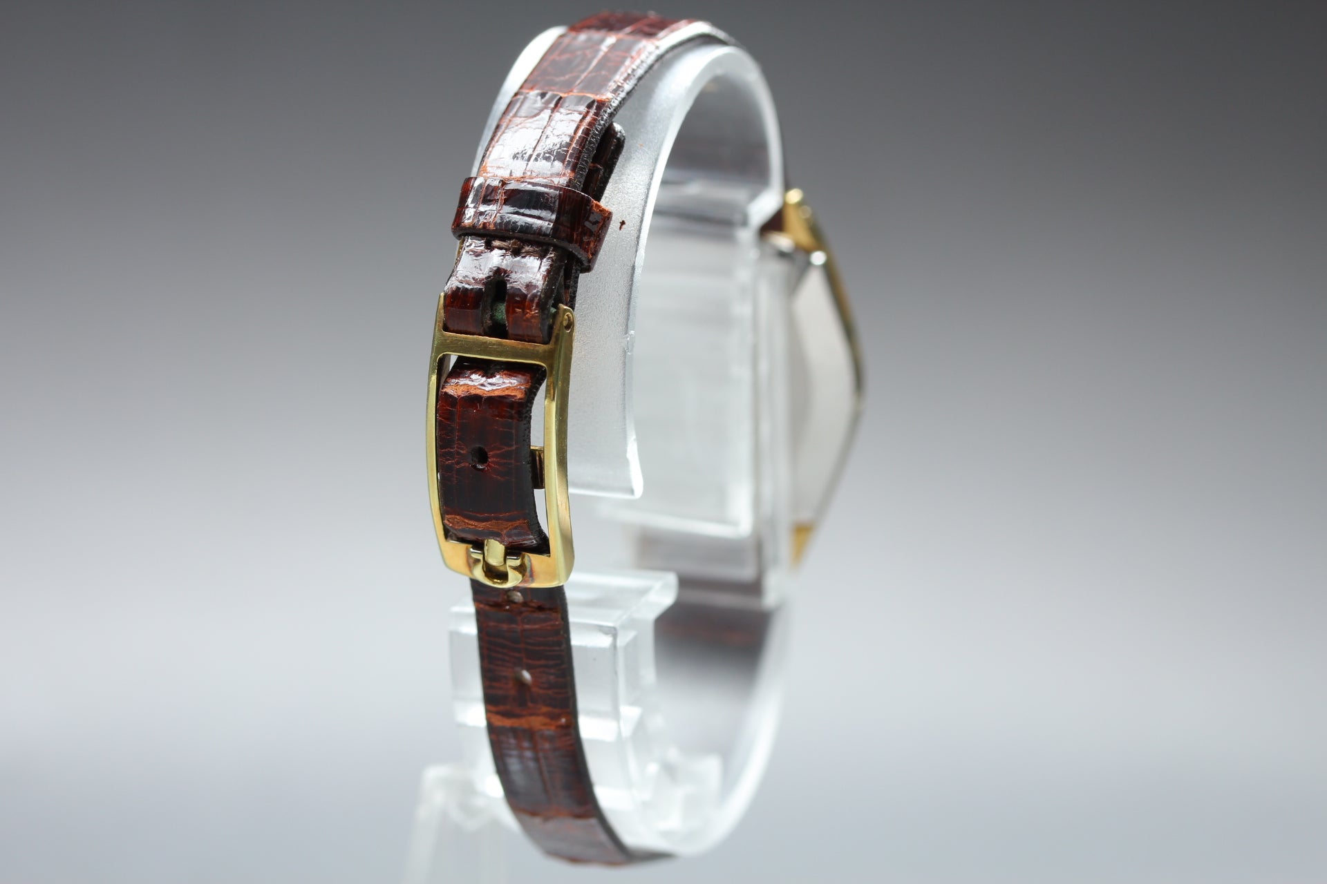 1969 MINT OMEGA De Ville Meister 22mm 511.291 Manual Gold Dial Women's Vintage