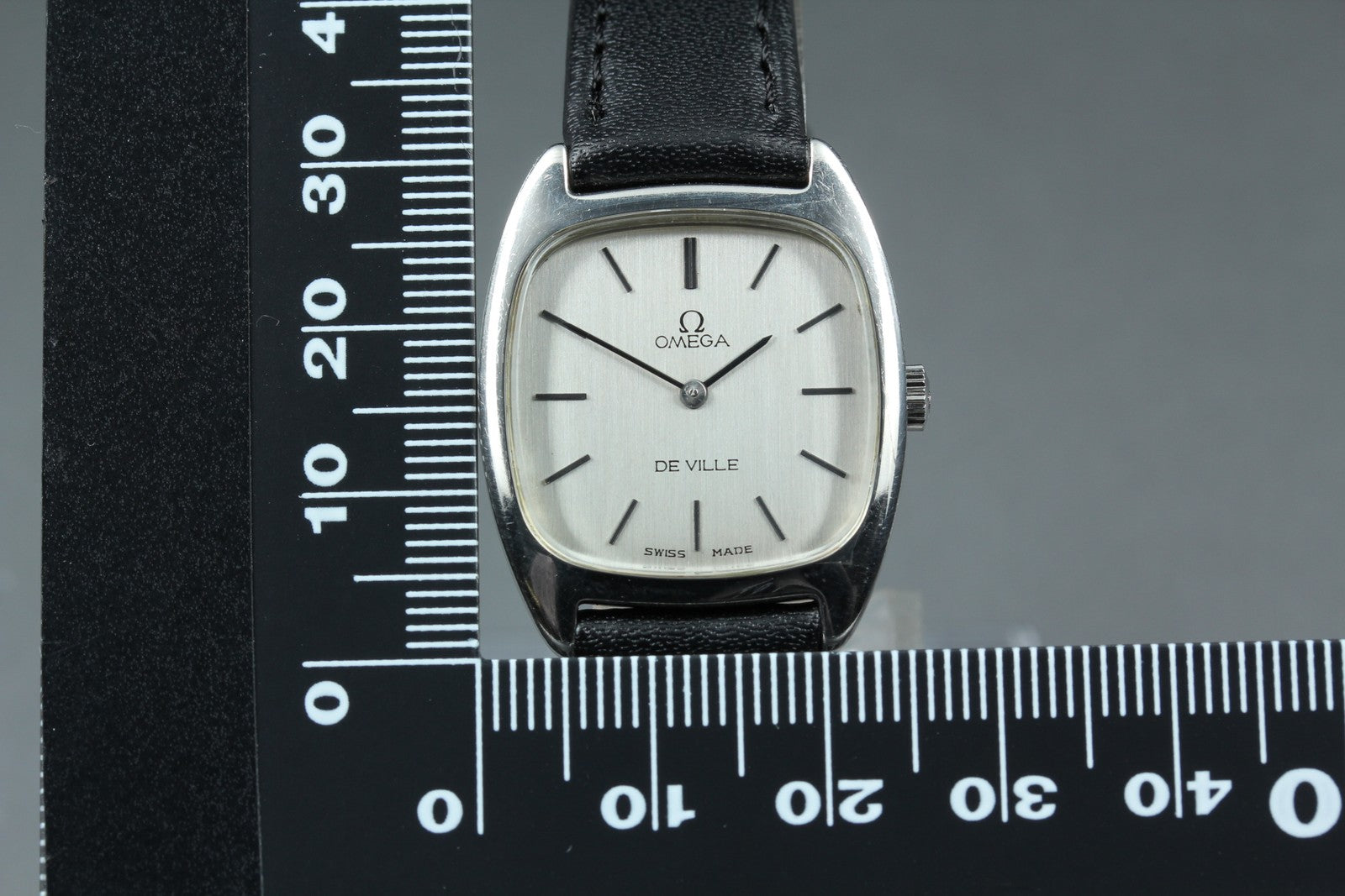 1978 MINT OMEGA De Ville 25mm 511.0531 Manual Wind Silver Dial Women's Vintage
