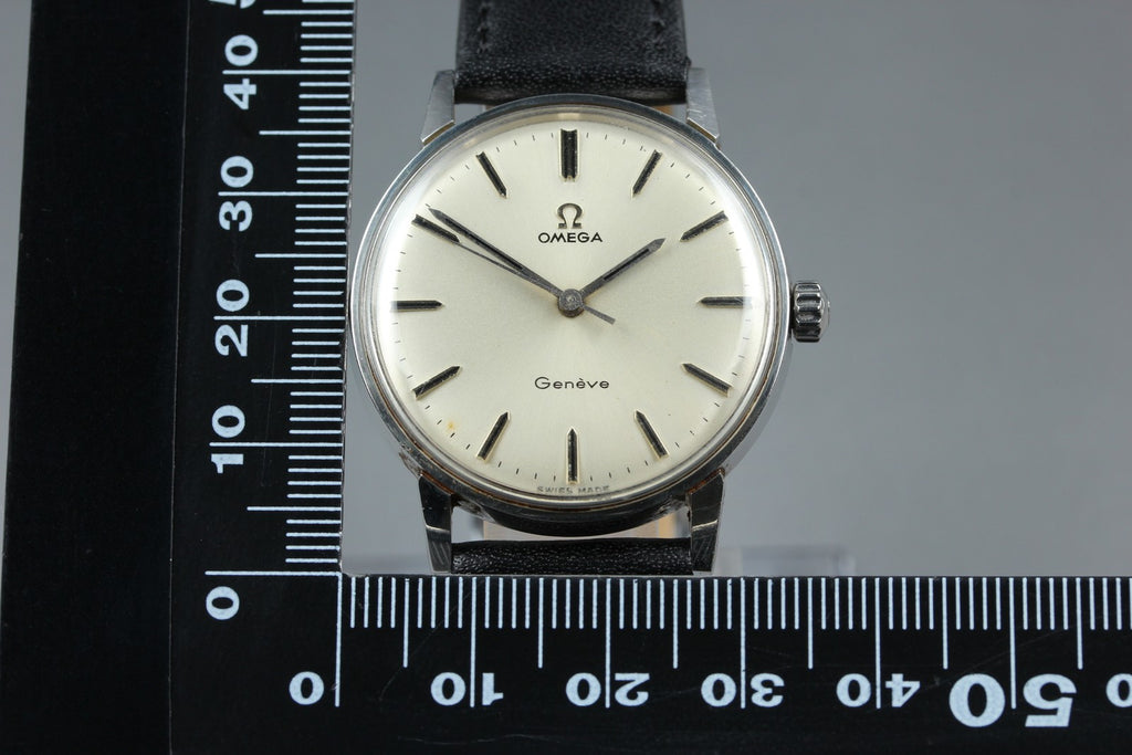 1969 Near MINT OMEGA Geneve 34mm 135.011 Manual Wind Silver Dial Men's Vintage