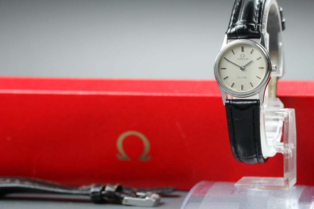 1986 w/Box OMEGA De Ville 21mm 591.0338 Quartz Silver Dial Women's Vintage Exc+5