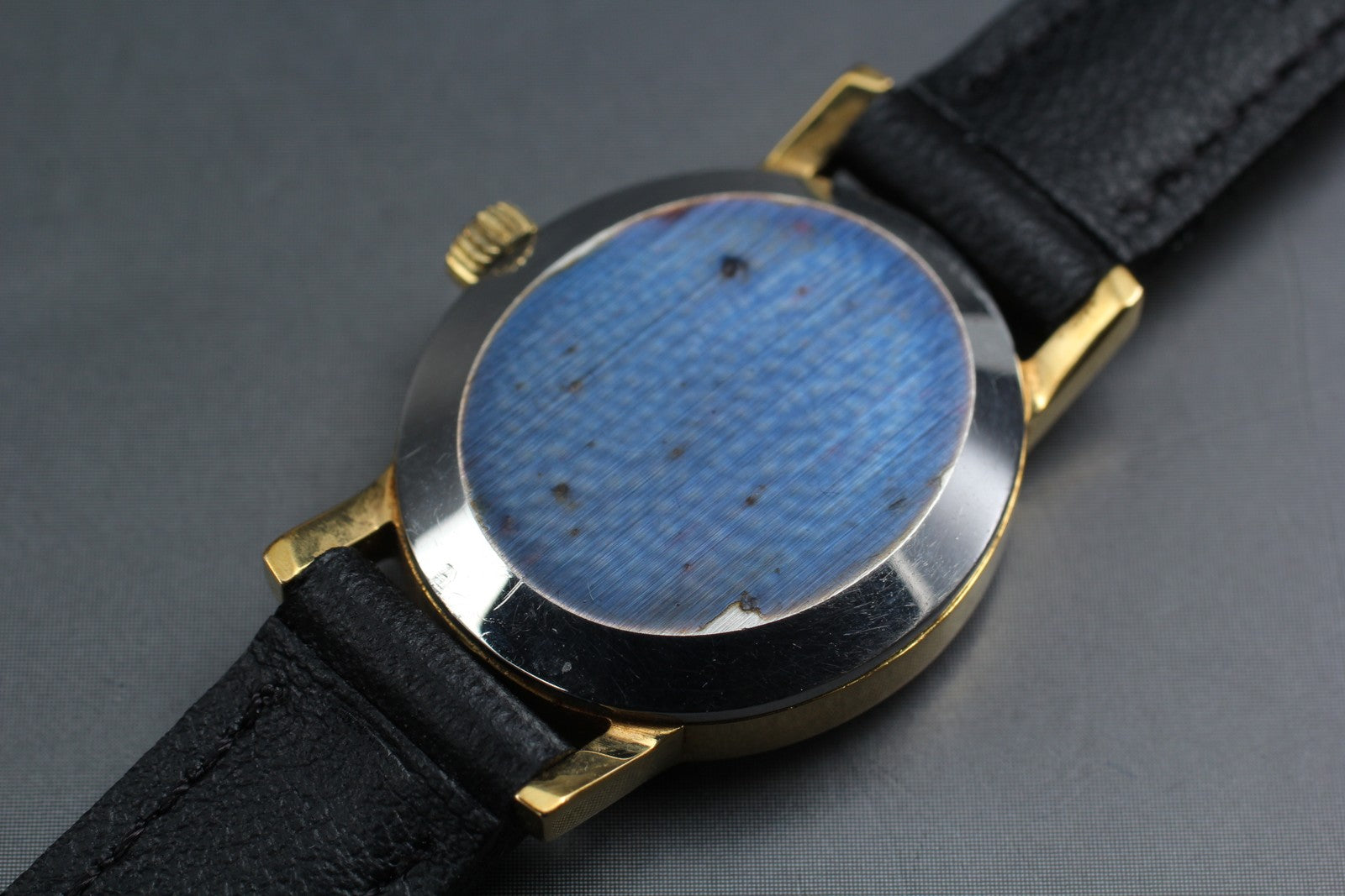 1974 Near MINT OMEGA Geneve 21mm 511.0411 Manual Wind Gold Dial Women's Vintage