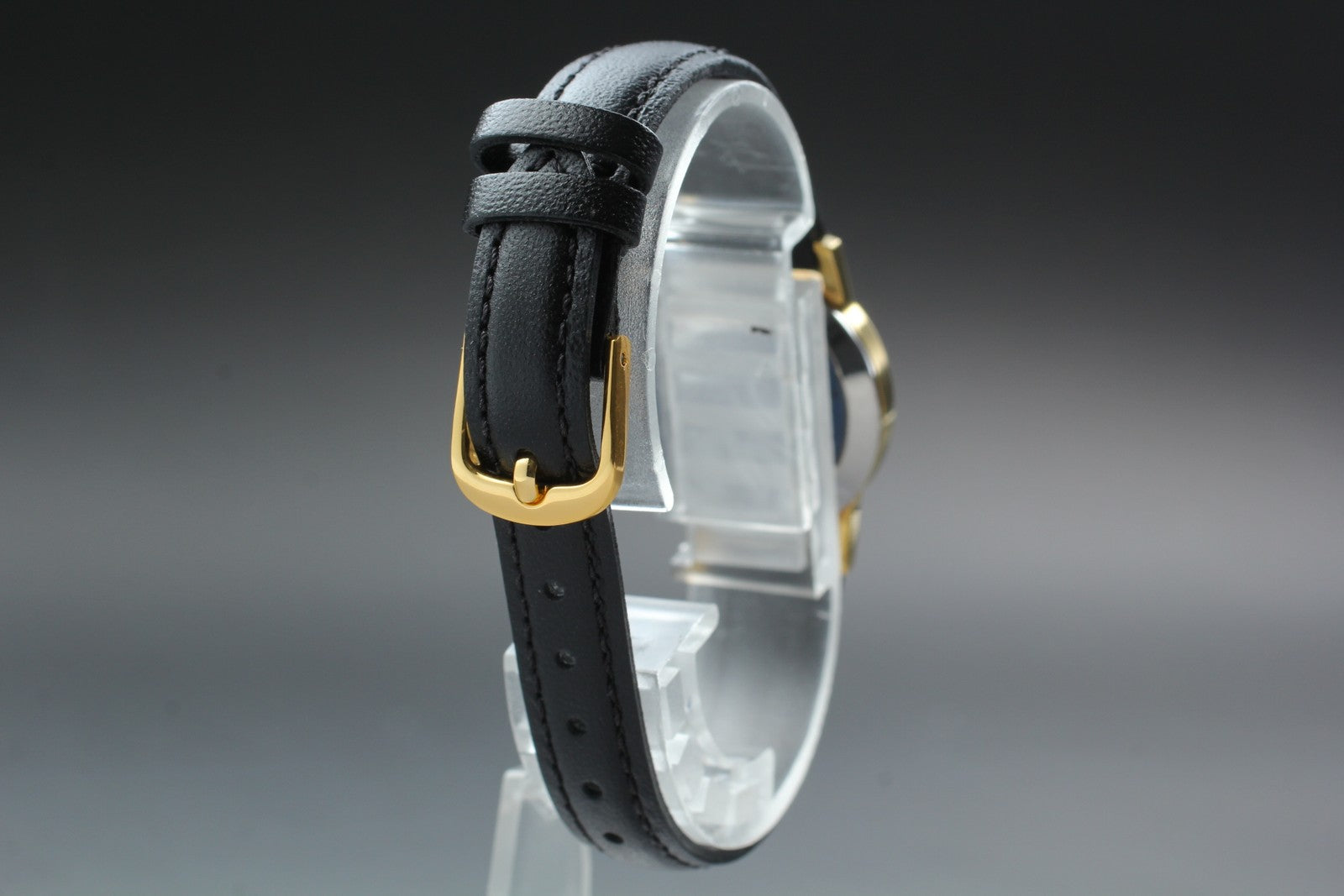 1974 Near MINT OMEGA Geneve 21mm 511.0411 Manual Wind Gold Dial Women's Vintage