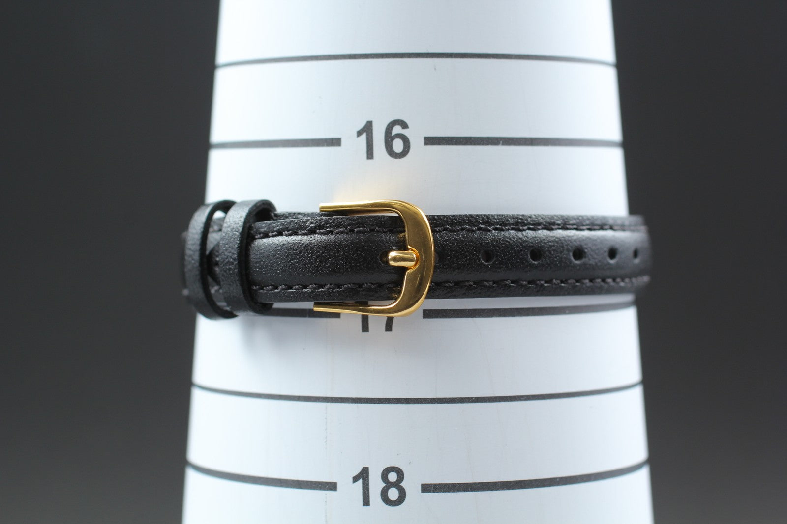 1974 Near MINT OMEGA Geneve 21mm 511.0411 Manual Wind Gold Dial Women's Vintage