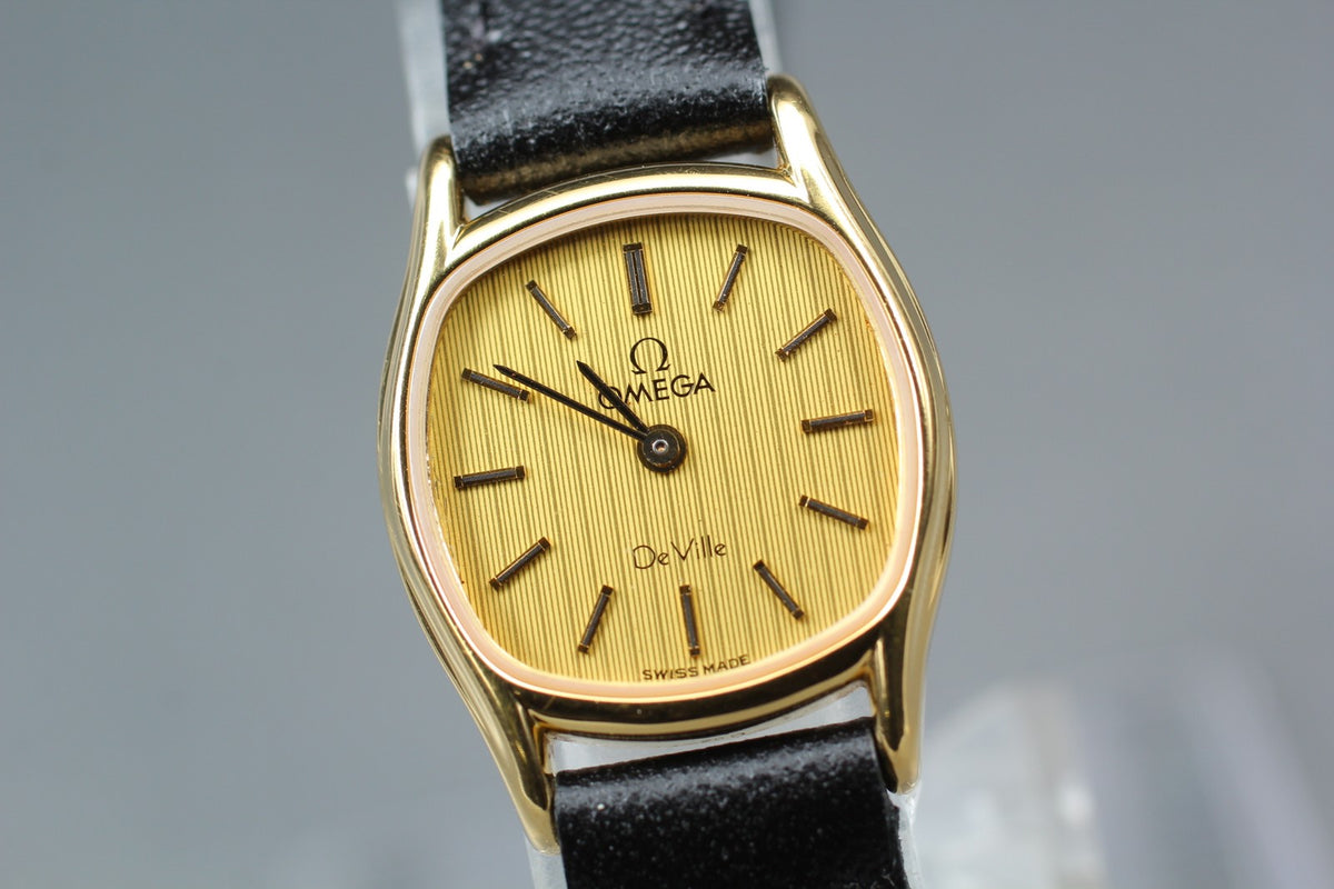 1982 Near MINT/Box, Paper OMEGA De Ville 20mm 591.0158 Quartz Gold Women Vintage