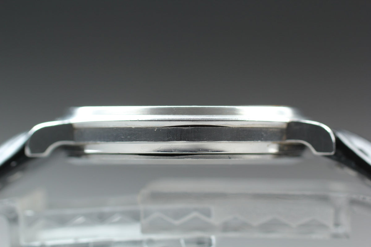 1979 Near MINT OMEGA Constellation 34mm 196.0138 Quartz Silver Dial Men Vintage