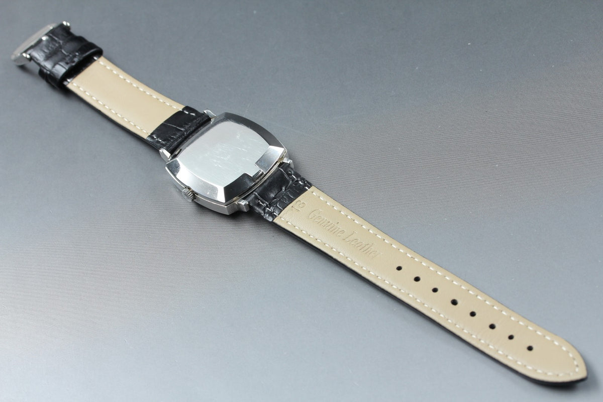 1971 Near MINT OMEGA Geneve 31mm 162.0042 Automatic Silver Dial Men's Vintage