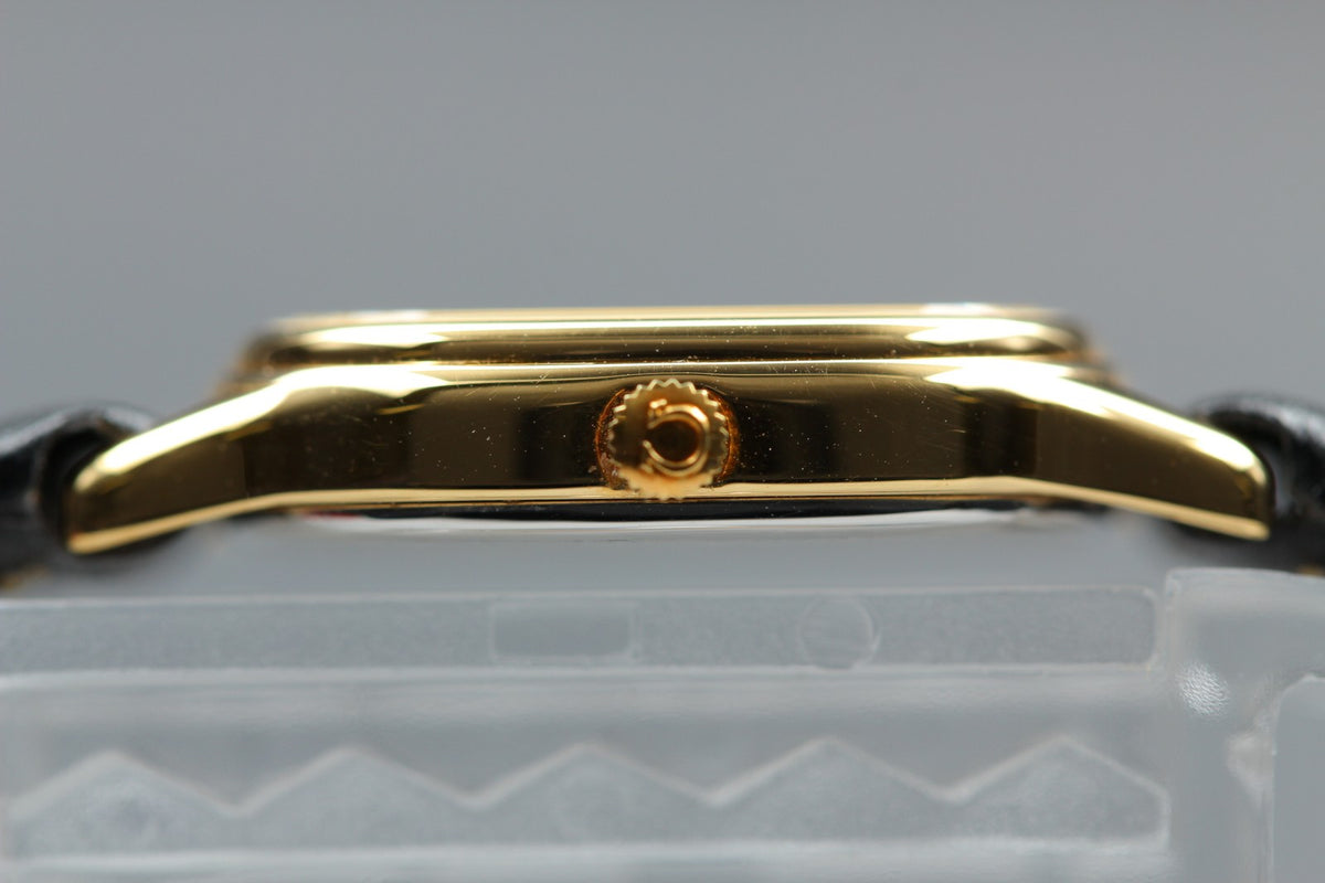 1984 MINT/Box OMEGA De Ville 20mm 591.0280 Quartz Gold Dial Women's Vintage