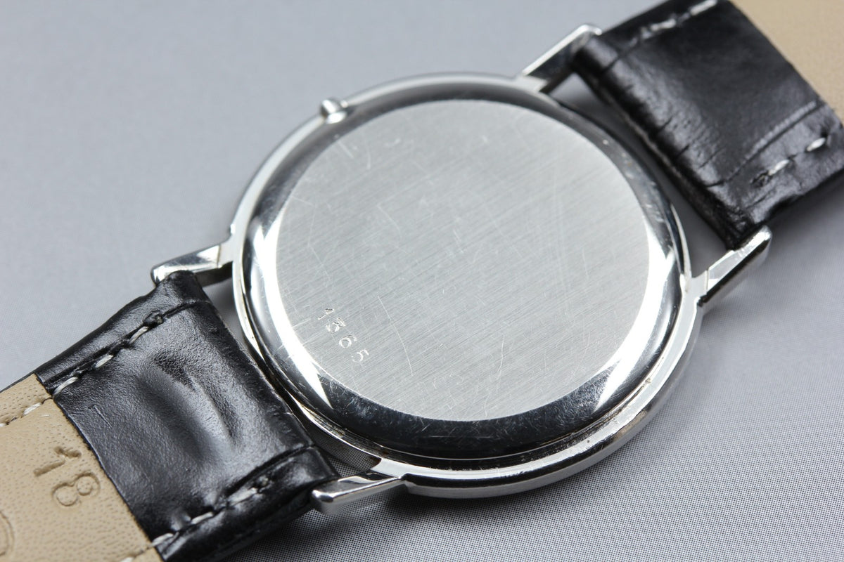 1980 Near MINT OMEGA De Ville 32mm 191.0101 Quartz Silver Roman Dial Men Vintage