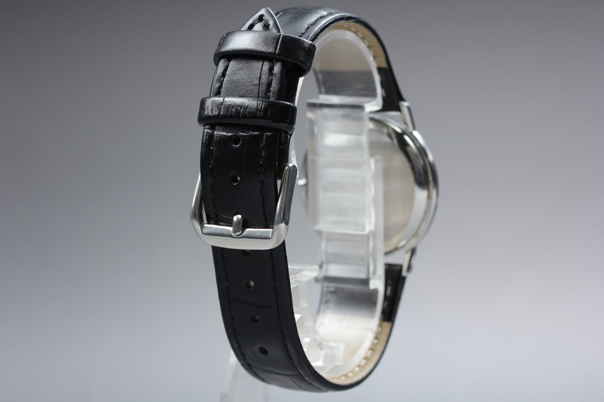1980 Near MINT OMEGA De Ville 32mm 191.0101 Quartz Silver Roman Dial Men Vintage